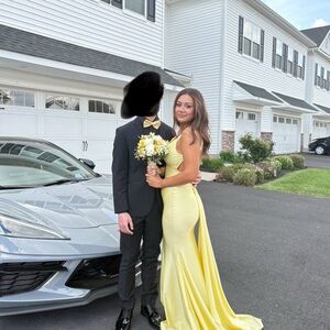 Elegant Yellow Backless Dress